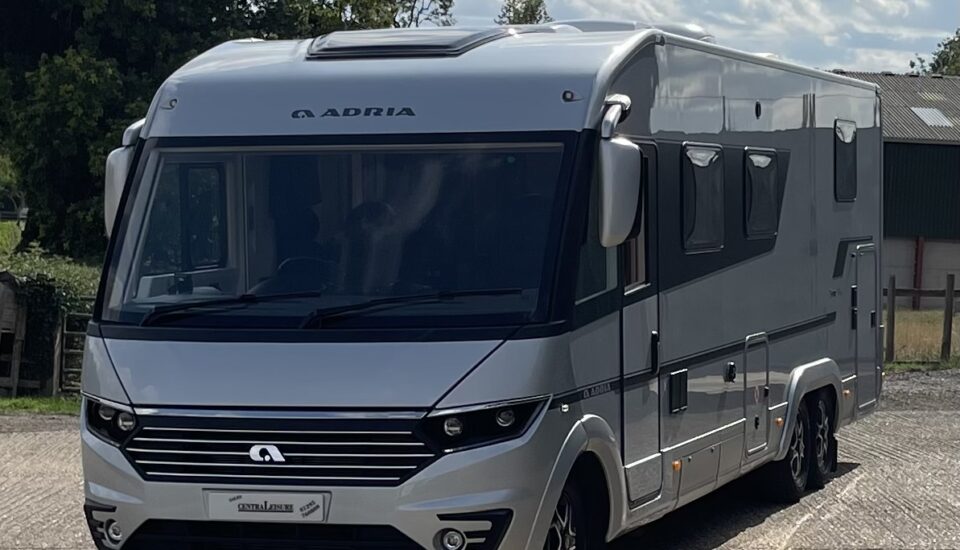 Adria Sonic Supreme 810SC
